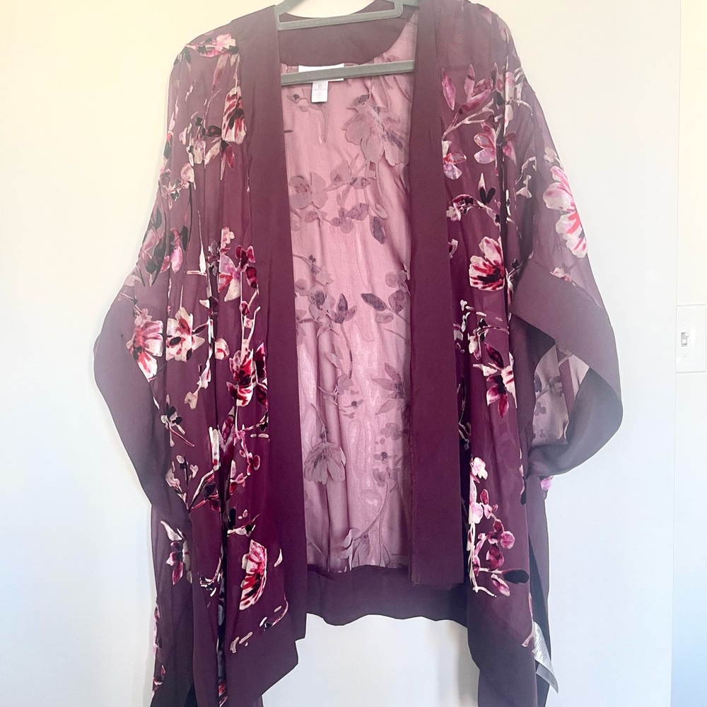 Motherhood Maternity Floral Kimono